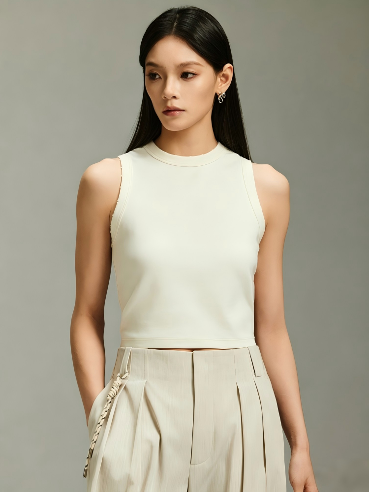 Not Boring Crewneck Sleeveless Top