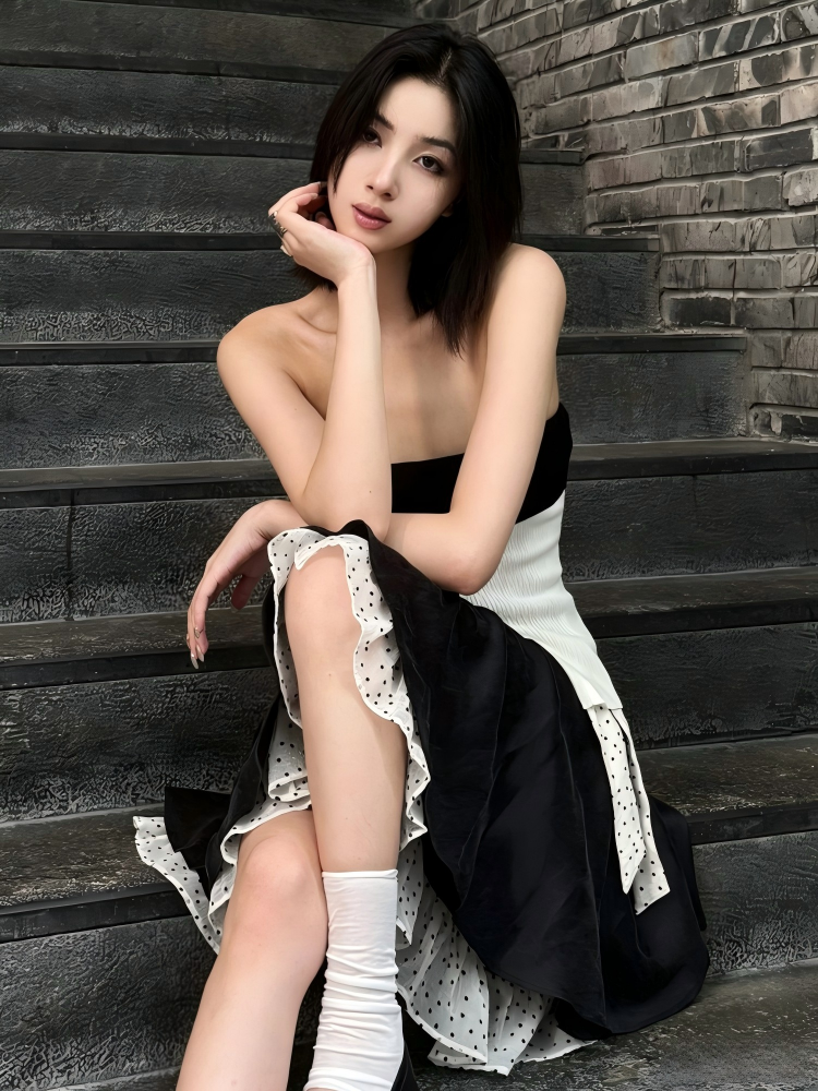 Not Boring Polka Dot Color-Block Pleated Skirt
