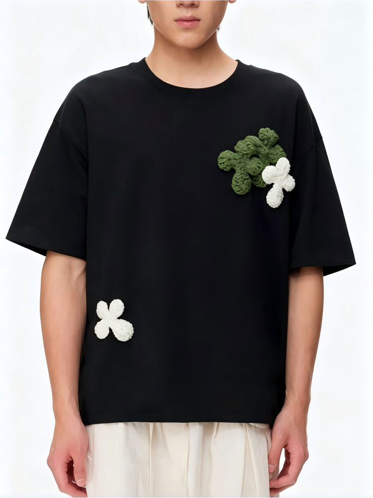 Contrast Color T-shirt with Knit Embroidery Patches